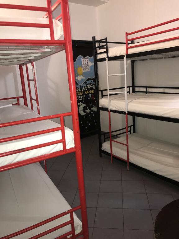 Jacobs Inn Hostel Paris Eksteriør billede